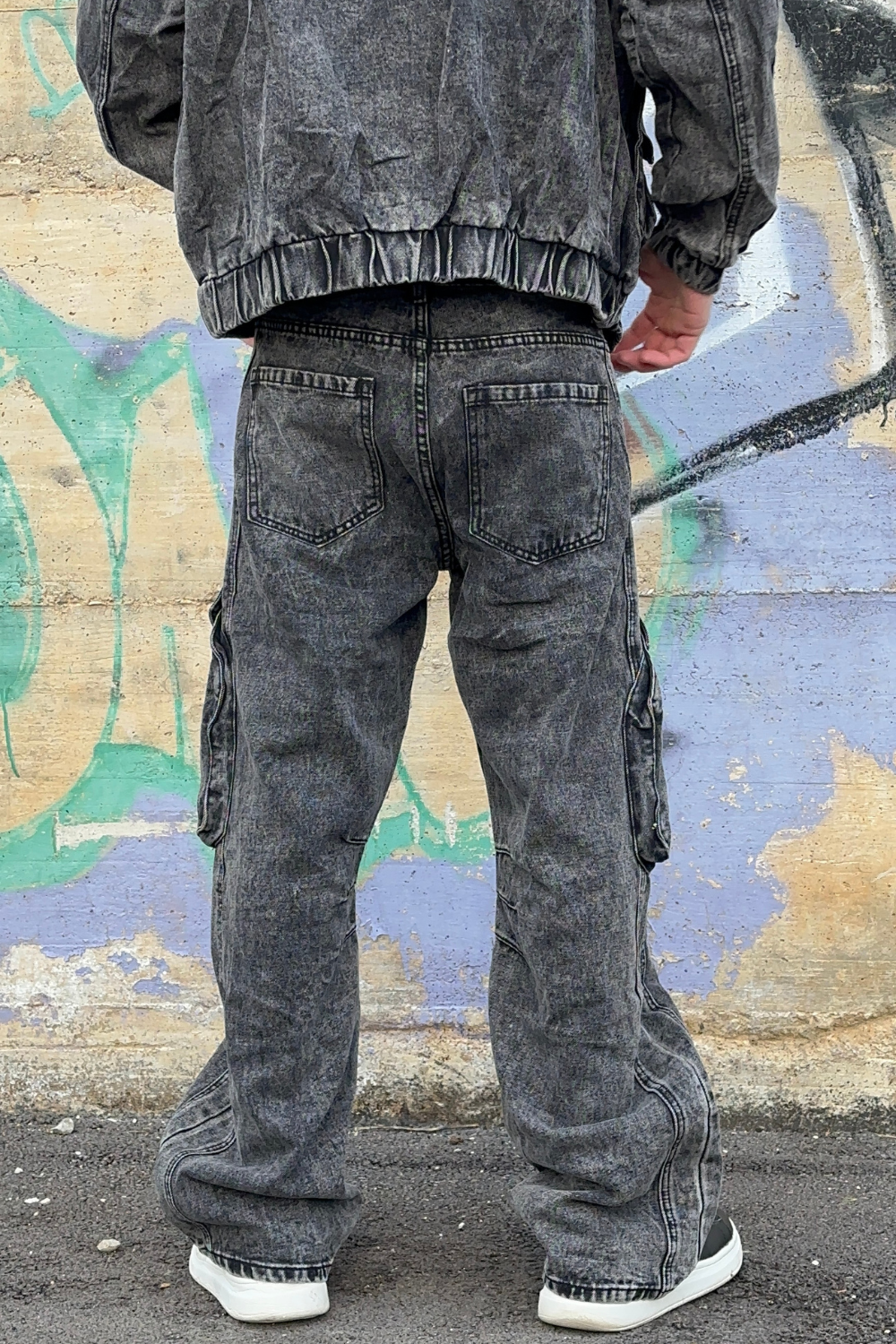 Jeans Uomo Grigio con Tasche – Streetwear Arte Uomo