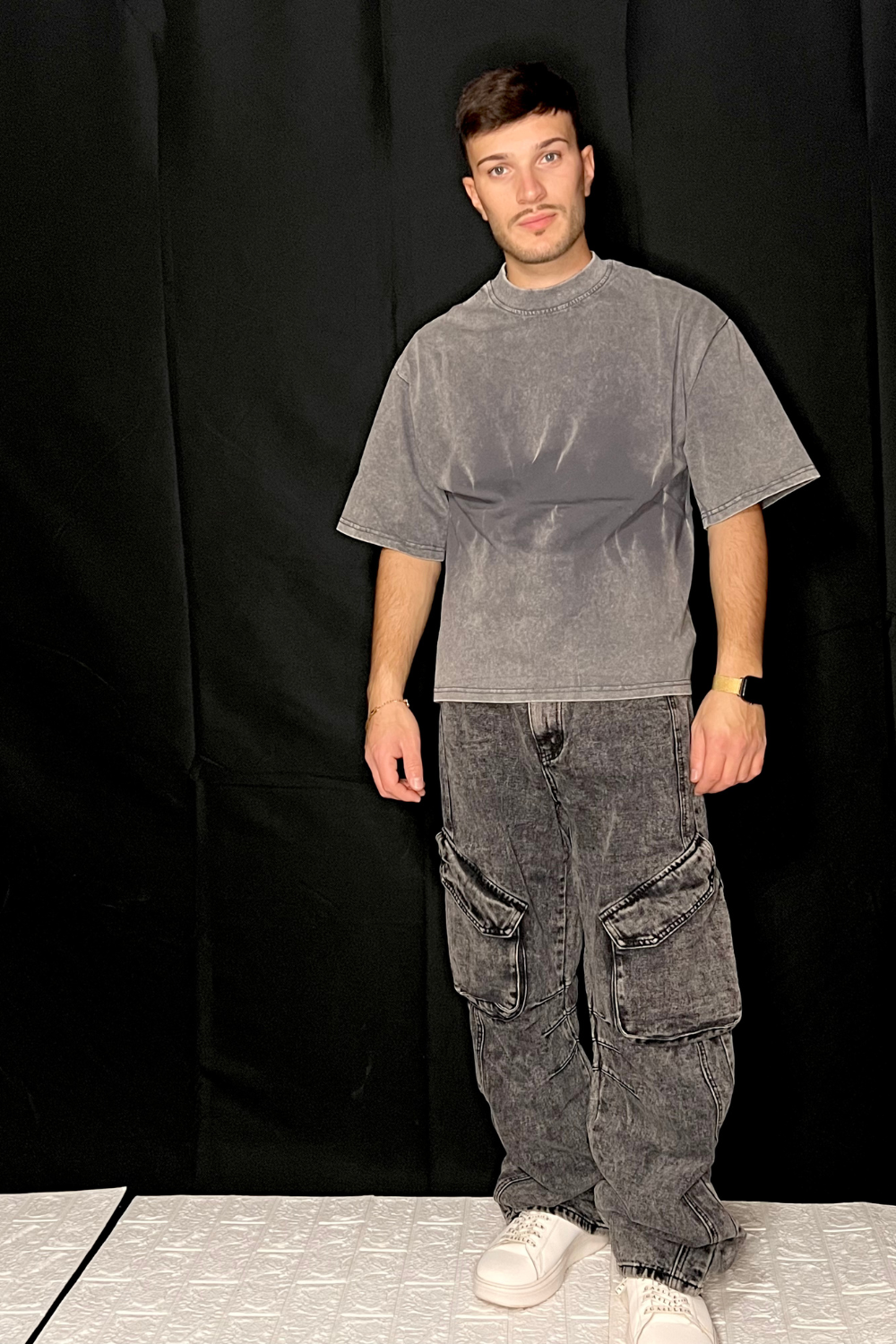 T-Shirt Uomo Grigia – Basic Style Arte Uomo