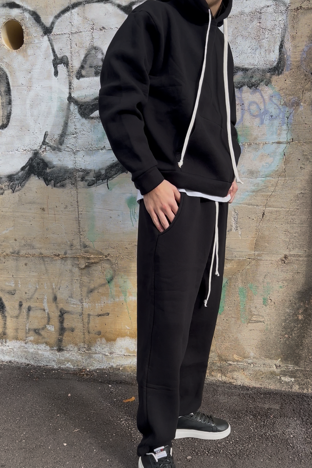 Tuta Nera Uomo – Tracksuit Streetwear Arte Uomo