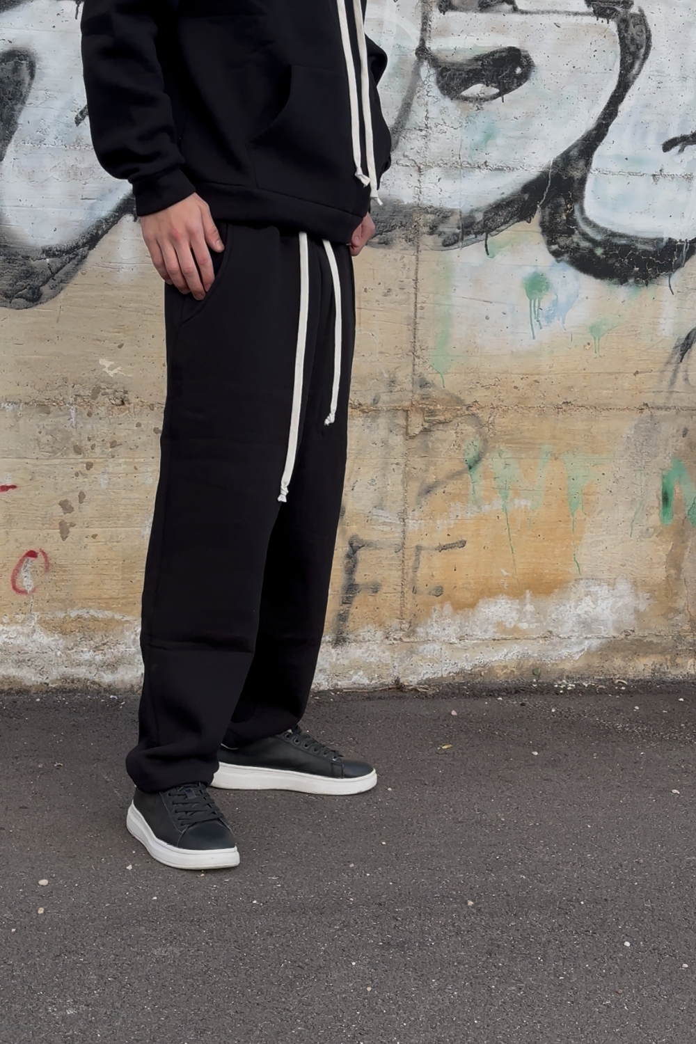 Tuta Nera Uomo – Tracksuit Streetwear Arte Uomo